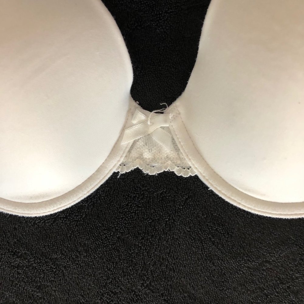 Maidenform underwire bra 36B white